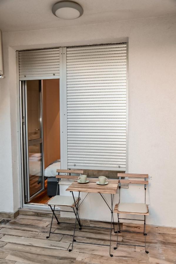 Miha Apartment Belgrado Exterior foto